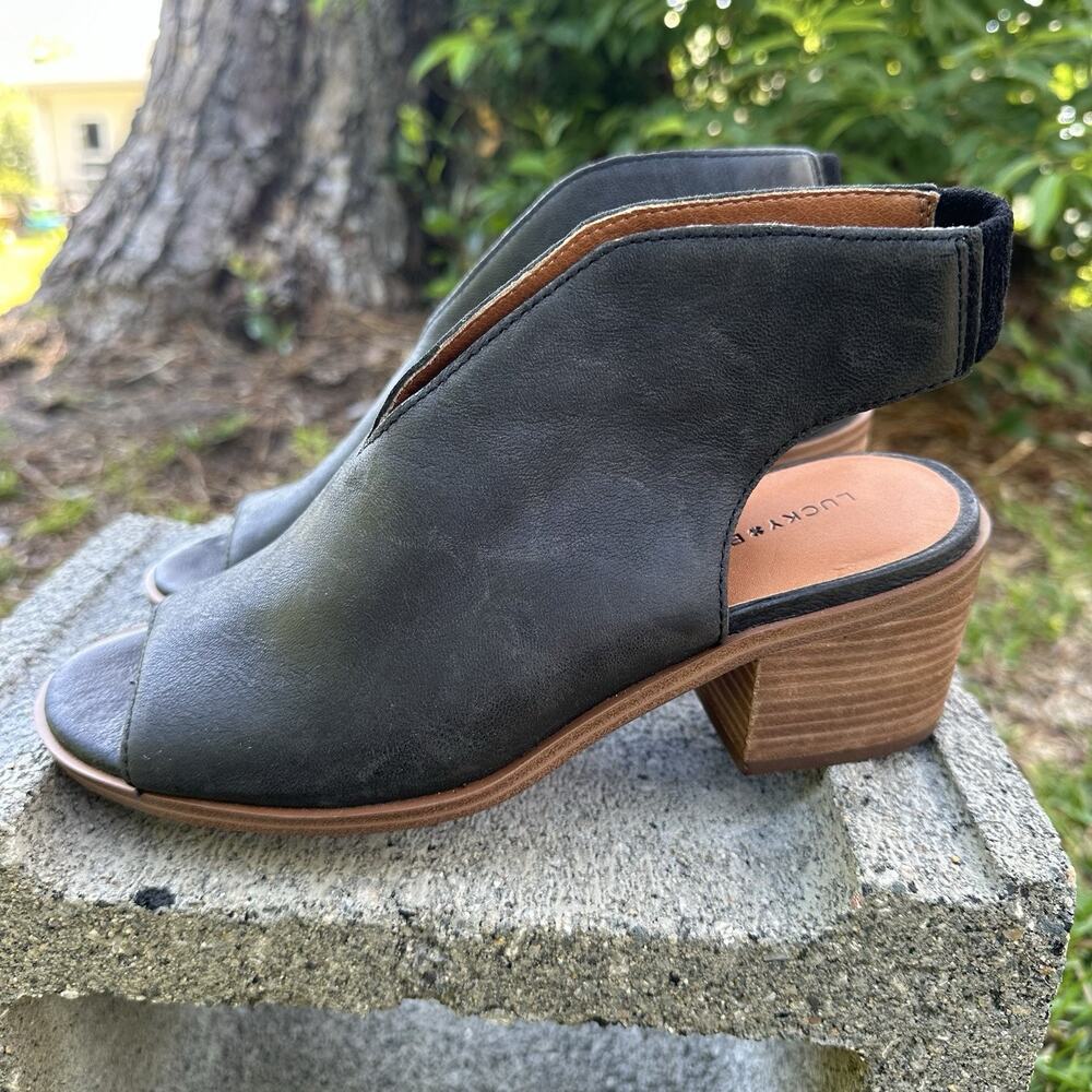 EUC Lucky Brand Black Leather Open Toe Booties Shoes Stacked Heels Women’s 7 980